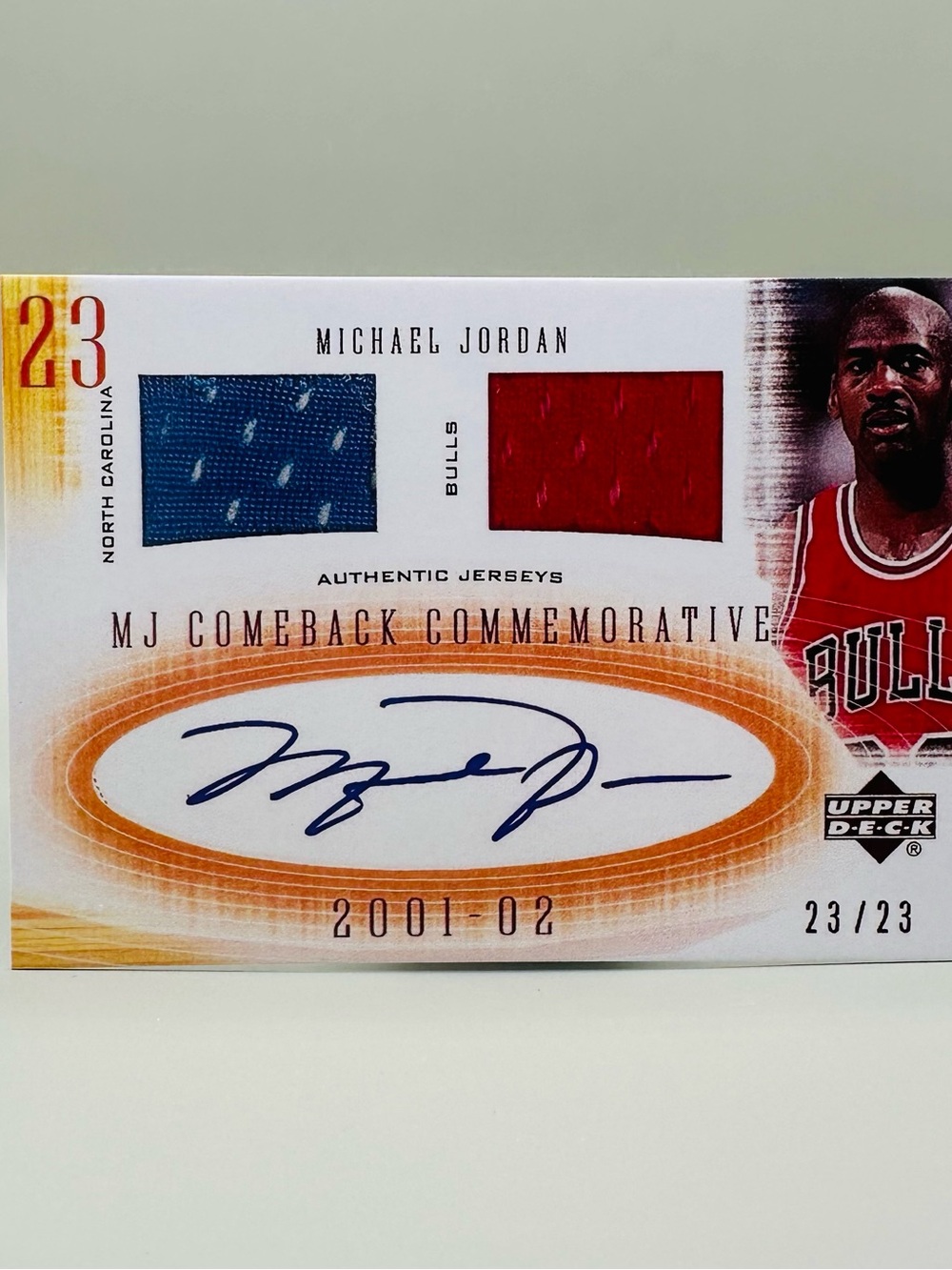 Michael Jordan Signed 2001 Upper Deck Patch Novelty Card. Chicago Bulls.